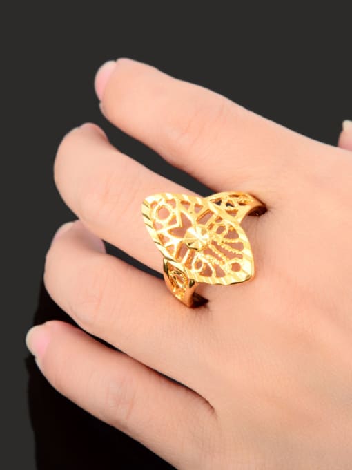 Yi Heng Da Exaggerated 24K Gold Plated Oval Shaped Copper Ring 1