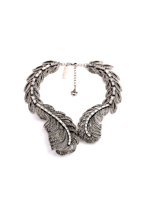 white Exaggerated Feather Alloy Necklace