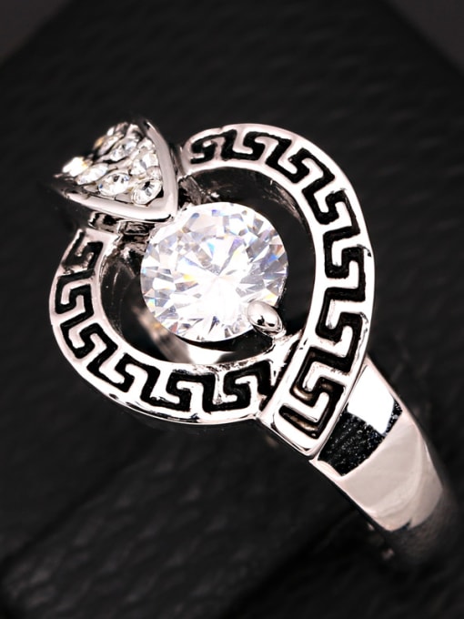 ZK Retro Style Noble Ring with Shining Zircon 1