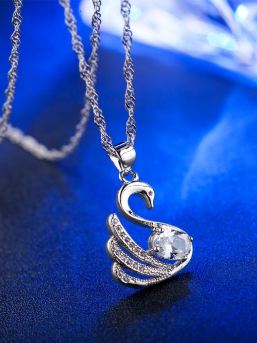 Ya Heng Fashion White Zircon Swan Pendant Copper Necklace