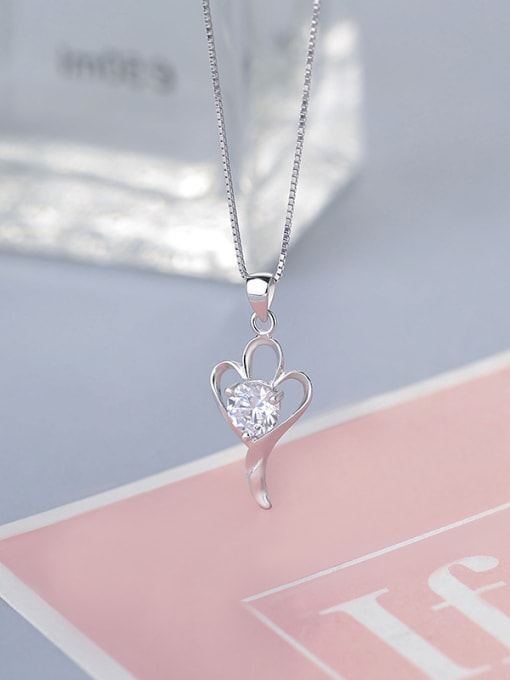 One Silver Fresh Flower Shaped Zircon Pendant 3