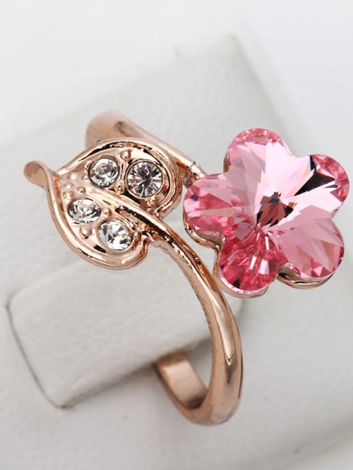 ZK Hot Selling Flower -shape Austria Crystal Opening Ring 3