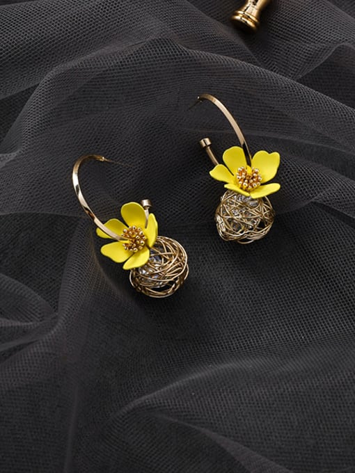 C yellow Alloy With  Acrylic Cute Hollow  Round Flower Hoop Earrings