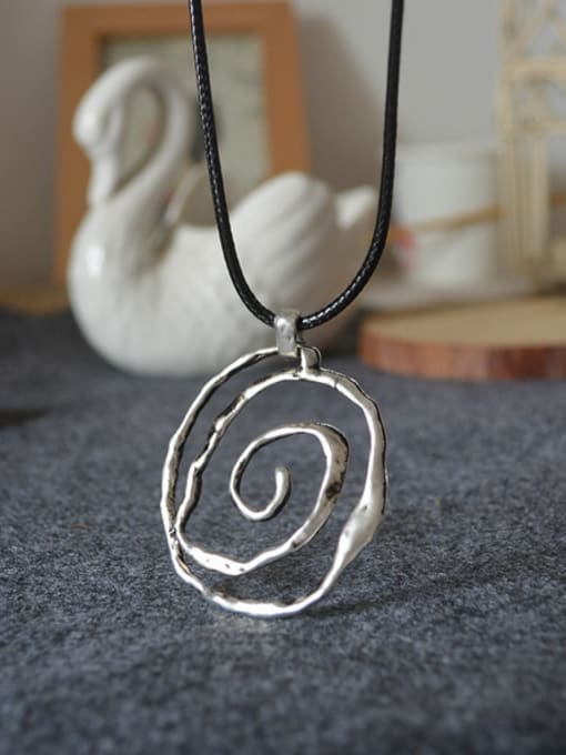Dandelion 2018 Women Delicate Circle Shaped Necklace