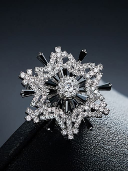 CEIDAI Fashion Snowflake Cubic Zircon Copper Brooch 2