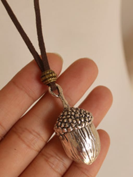 Antique Silver Retro Cedar Nut Shaped Necklace