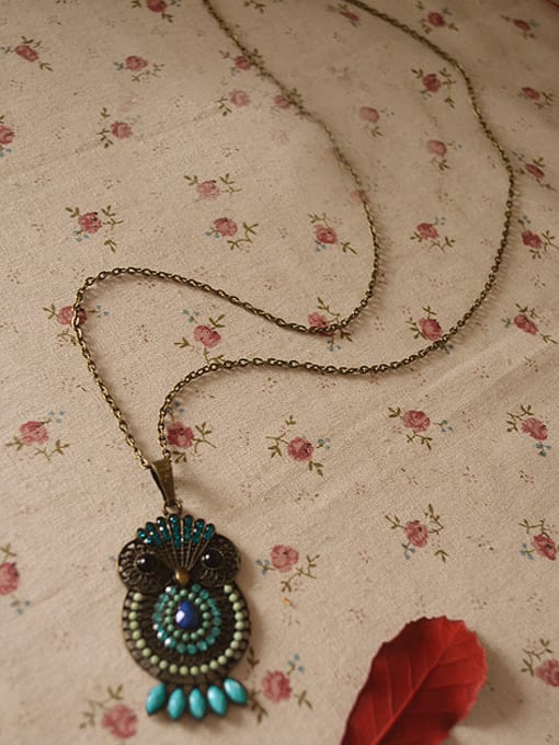 Dandelion Retro Bird Shape Stone Necklace 0