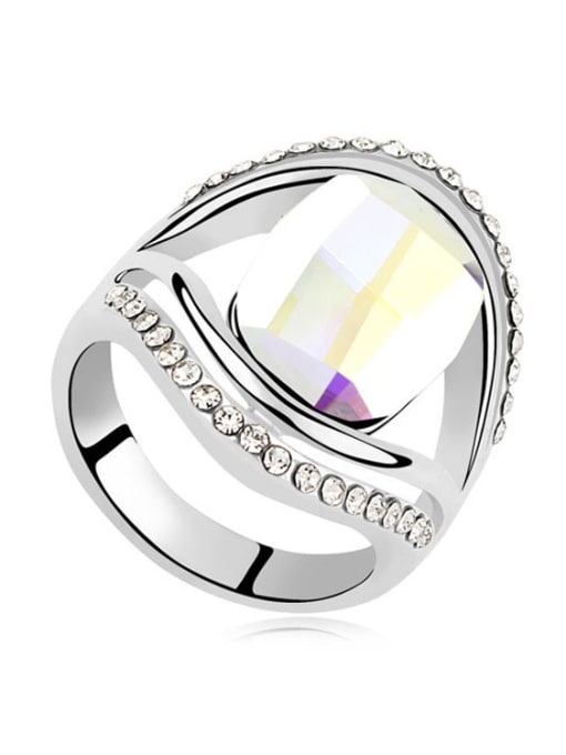 white Simple Cubic austrian Crystals Alloy Ring