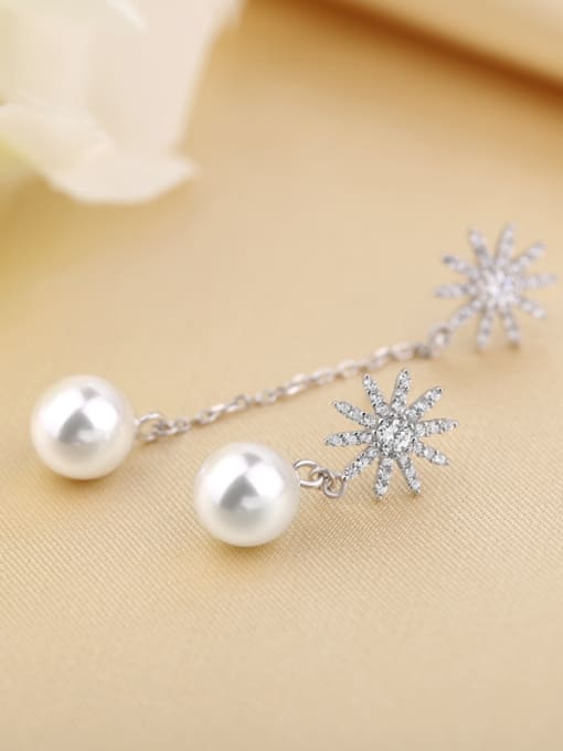 kwan Temperament  Snowflake Pearl Asymmetry Drop Earrings 2