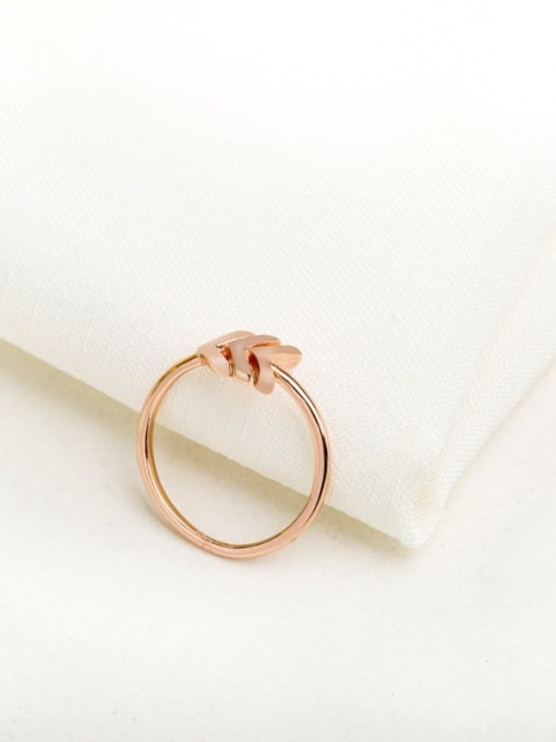 Ronaldo Exquisite Rose Gold Plated Arrow Shaped Ring 2