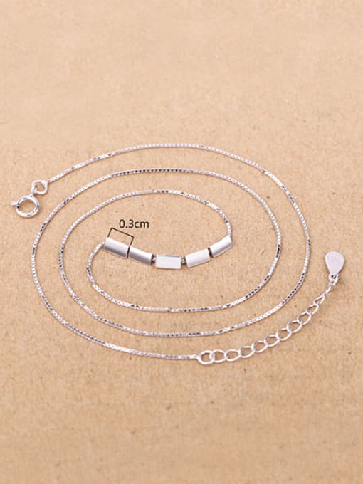Peng Yuan Simple Solid Triangle Silver Necklace 3