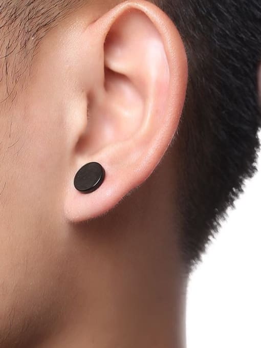 CONG Fashionable Black Gun Plated Round Shaped Titanium Stud Earrings 1