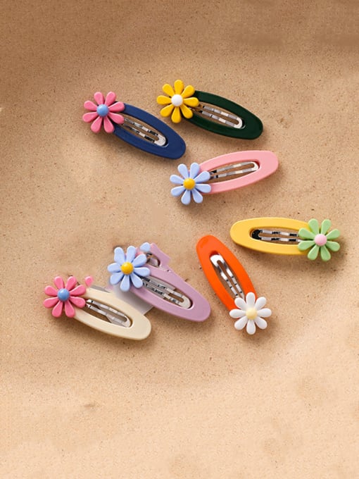 Girlhood Alloy With Platinum Plated Cute Flower Barrettes & Clips 1