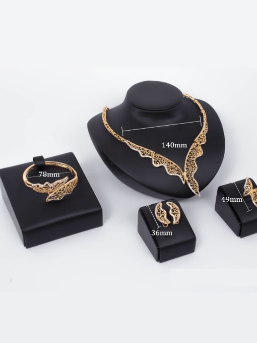 BESTIE new 2018 2018 2018 2018 2018 2018 2018 2018 Alloy Imitation-gold Plated Vintage style Rhinestones Hollow Four Pieces Jewelry Set 2