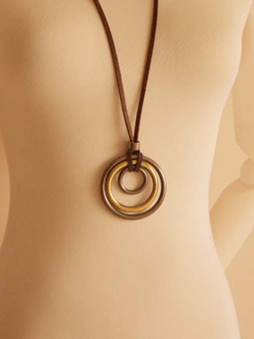 Dandelion Unisex Three Circles Shaped Necklace 1