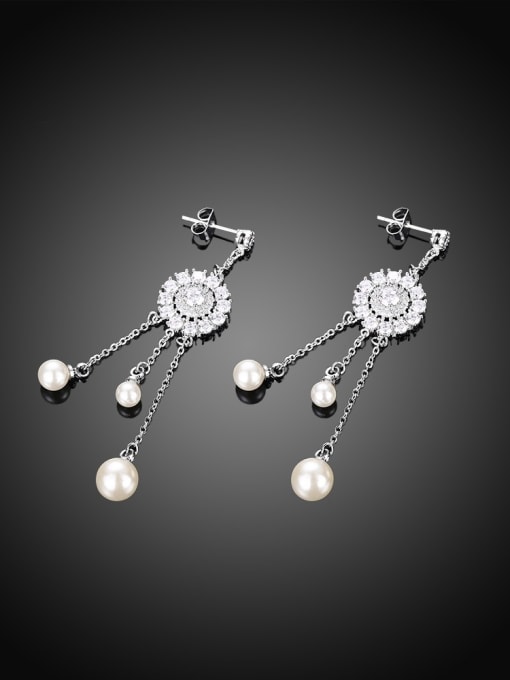 Ronaldo Exquisite Sunflower Shaped Artificial Pearl Drop Earrings 1