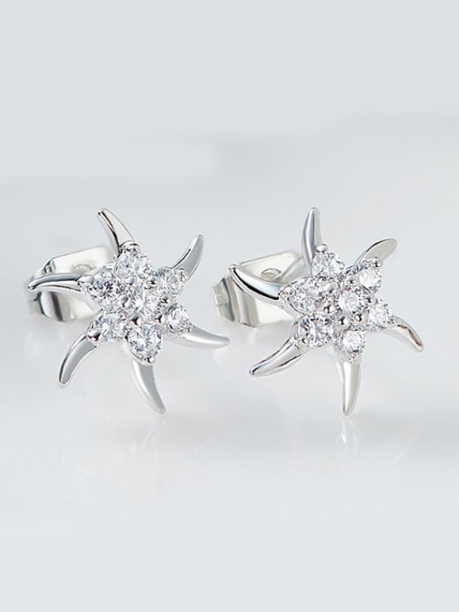 CEIDAI Simple Star Zircon Platinum Plated Stud Earrings 2