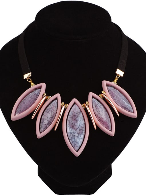 Pink Retro style Oval Crack Resin Artificial Leather Necklace