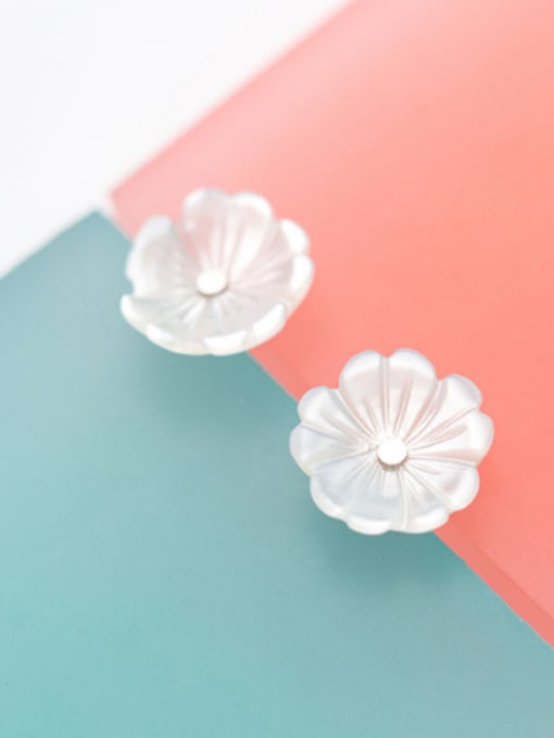 Rosh All-match Flower Shaped Shell S925 Silver Stud Earrings 1