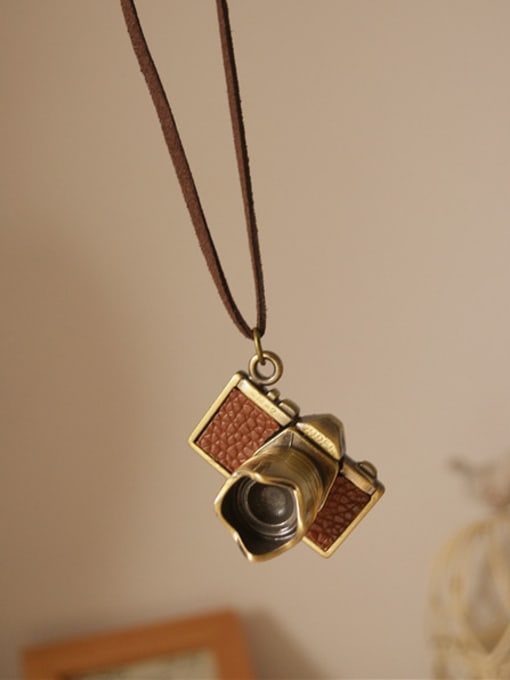 Dandelion Unisex Exquisite Camera Shaped Necklace 0