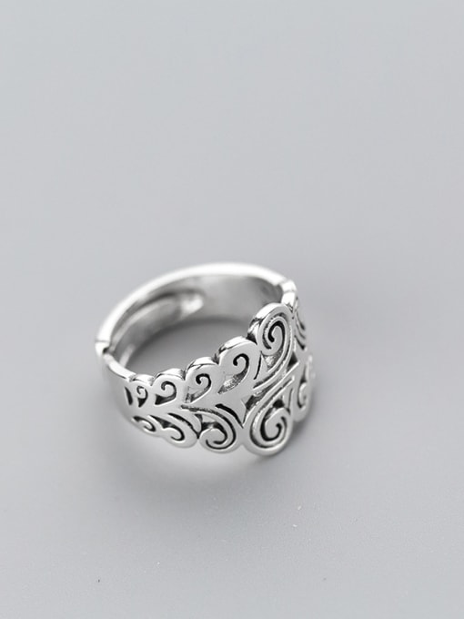 Rosh Women Retro Flower Pattern Shaped S925 Silver Ring 1