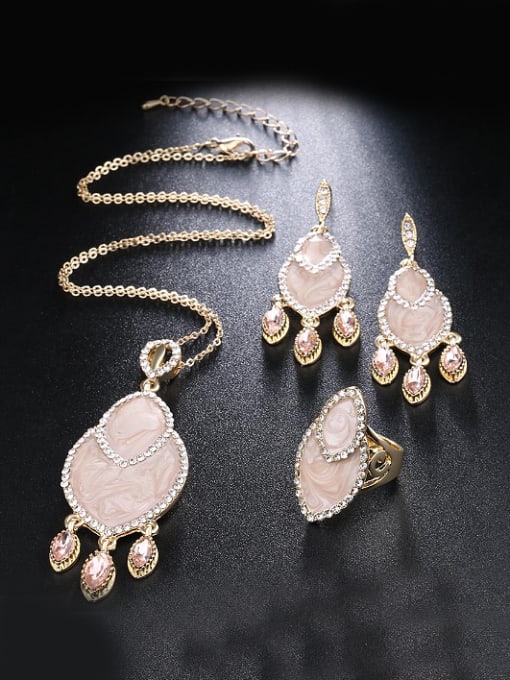 Gujin Fashion Shell Pink Crystals White Rhinestones Alloy Three Pieces Jewelry Set 2