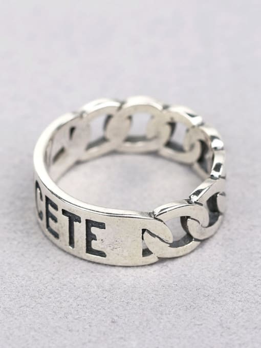 Peng Yuan Personalized Silver Letter Chain Ring 3