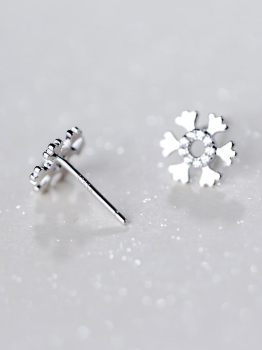 white Elegant Snowflake Shaped Rhinestones S925 Silver Stud Earrings