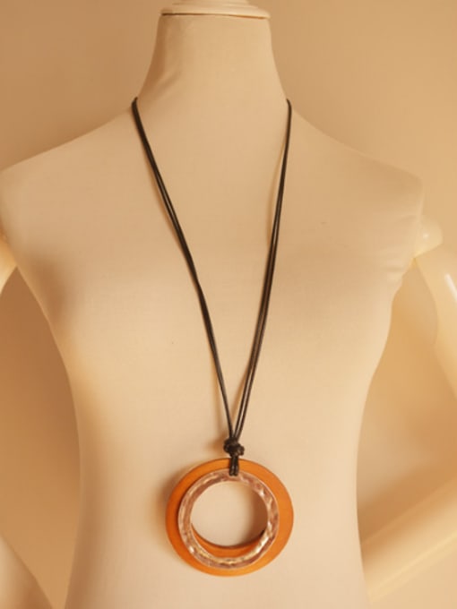 Dandelion Ethnic Style Wooden Round Necklace 1