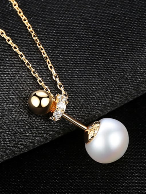 White Pure Silver Natural Freshwater Pearl plated 18K-gold Necklace
