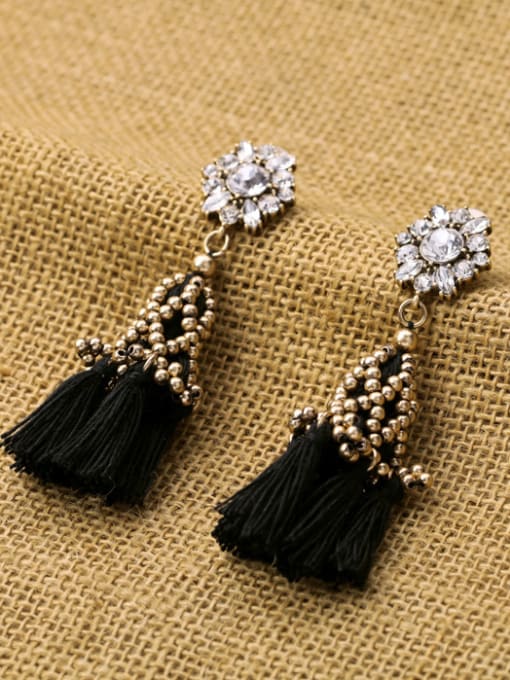 KM Fashion Small Luxury Tassels Wool Drop stud Earring 3