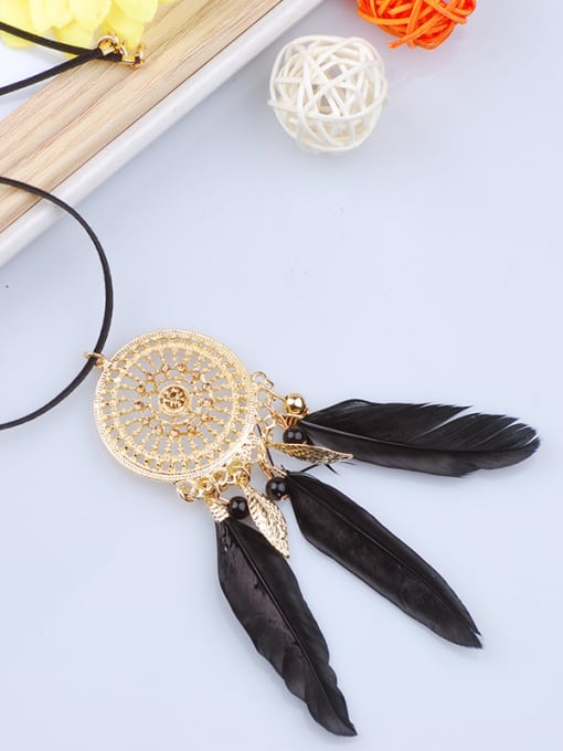 Qunqiu Bohemia style Exquisite Feathers Gold Plated Alloy Necklace 2