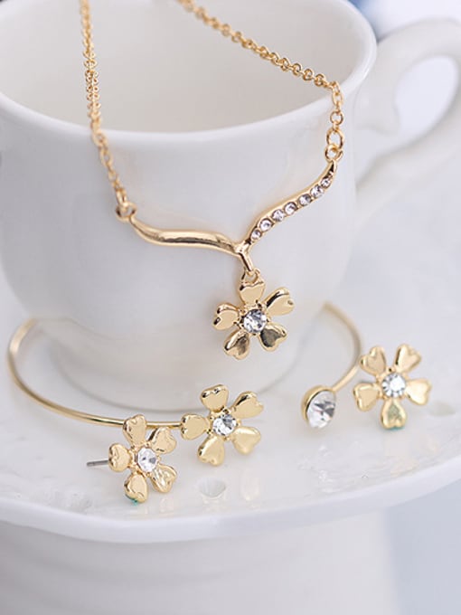 BESTIE 2018 Alloy Imitation-gold Plated Fashion Artificial Stones Flower Three Pieces Jewelry Set 1
