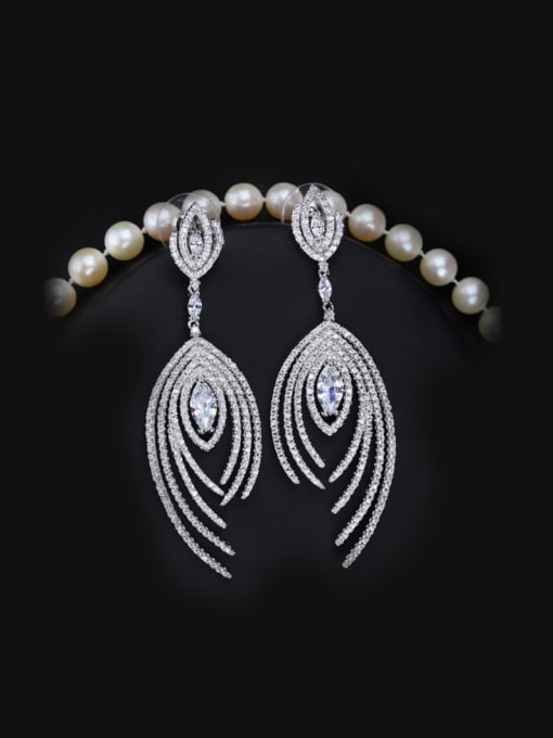 White Personality Fashion Wedding Drop Cluster earring