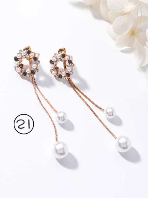 21#H7212 Alloy With Rose Gold Plated Simplistic Flower Stud Earrings