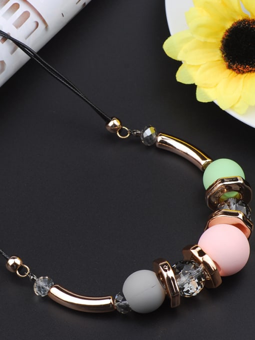 Qunqiu Fashion Colorful Resin Beads Gold Plated Alloy Necklace 1