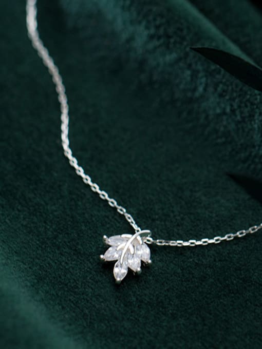 Rosh 925 Sterling Silver With Silver Plated Personality Maple Leaf Necklaces 3