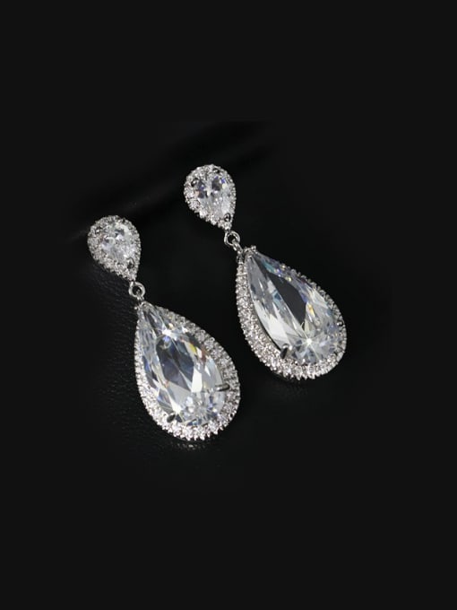 White Fashionable Evening Party Drop Cluster earring