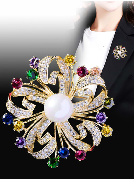 Hua Copper With  Cubic Zirconia Luxury Flower Brooches 1