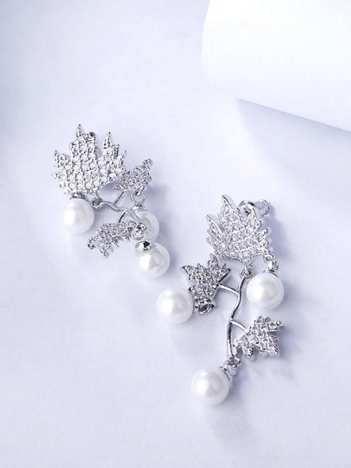 ALI New imitation pearl tassel micro-inlay zricon leaf earrings 1