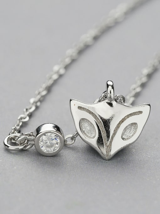 One Silver Fox Zircon Necklace 3