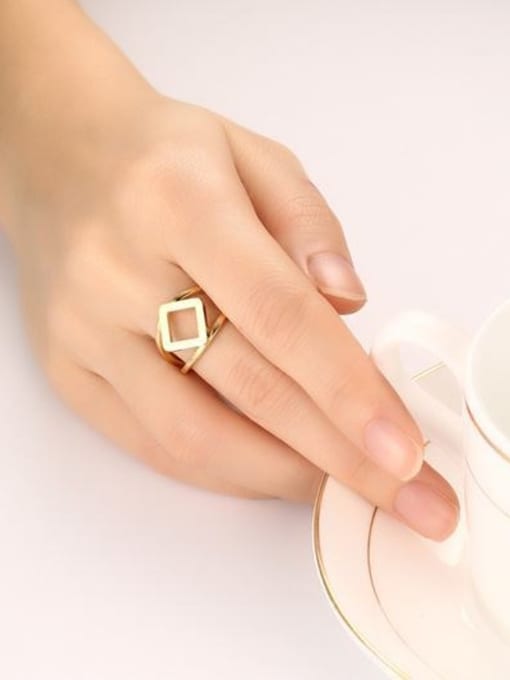 CONG Trendy Gold Plated Geometric Shaped Titanium Ring 1