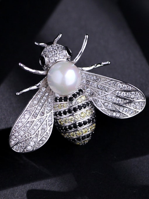 B174 Copper With  Cubic Zirconia Cute Insect honeybee Brooches