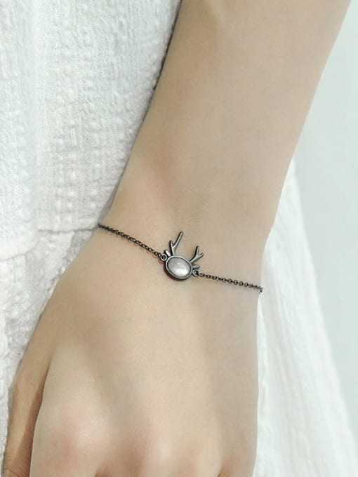 Peng Yuan Simple Oval Stone Silver Bracelet 1