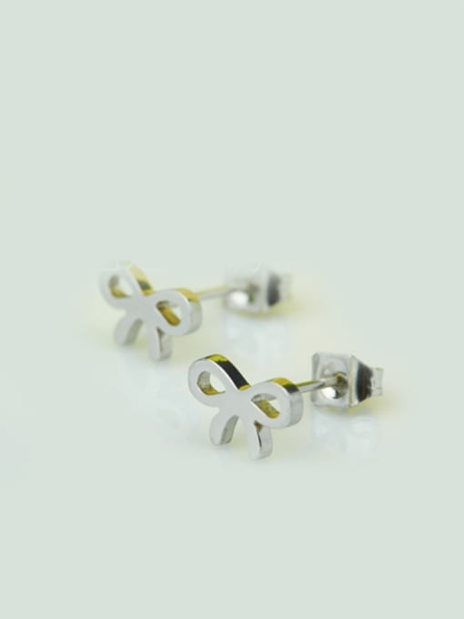 XIN DAI Lovely Bow Shaped Stud Earrings 1