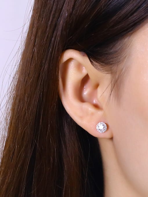 One Silver Temperament Round Shaped Zircon Earrings 1