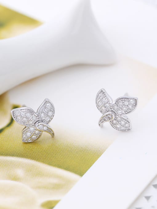 kwan Micro Pave Maple Leaves Stud Earrings 1