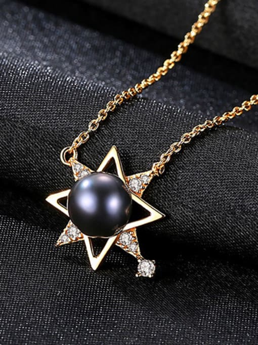 Black Sterling Silver plated 18k-gold Freshwater Pearl Necklace