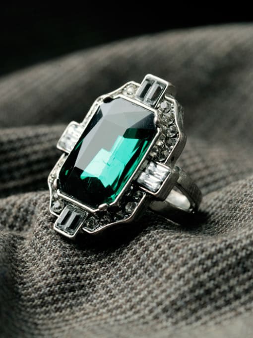 KM Fashion Emerald Glass Stones Alloy Ring 3