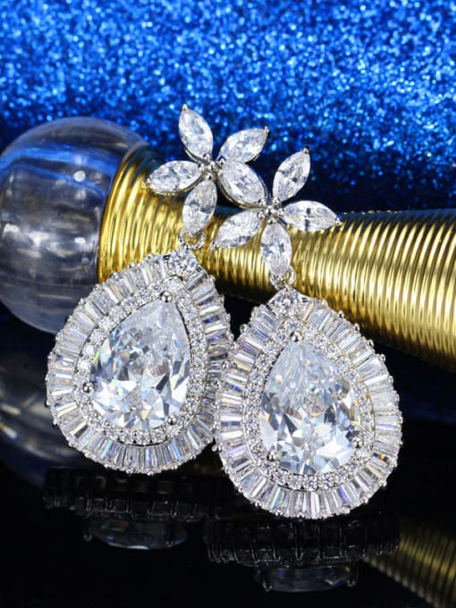 White Platinum Plated AAA Zircons Drop Cluster earring
